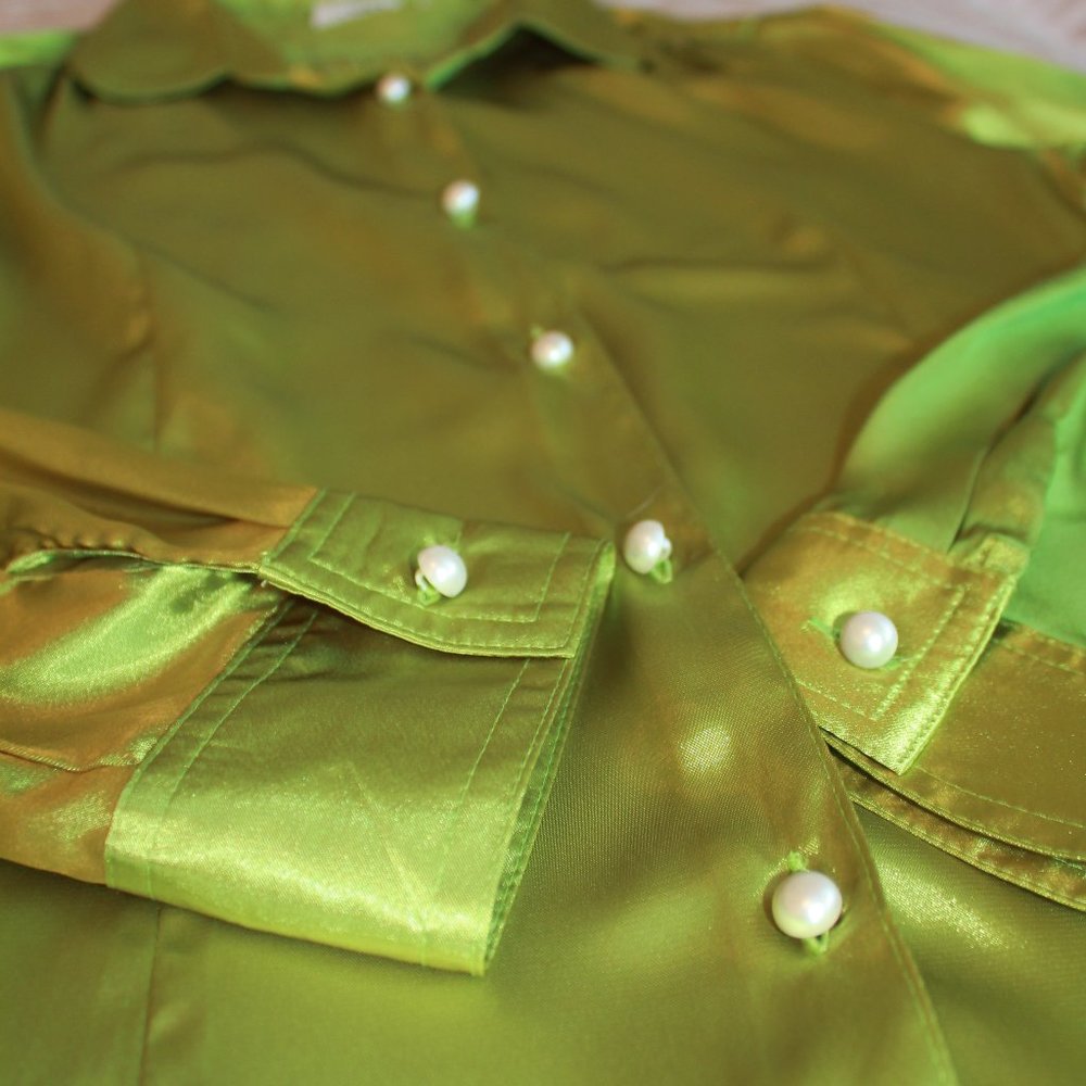 Cato | Green Silk Button-down Blouse | Girls - Picture 2 of 5